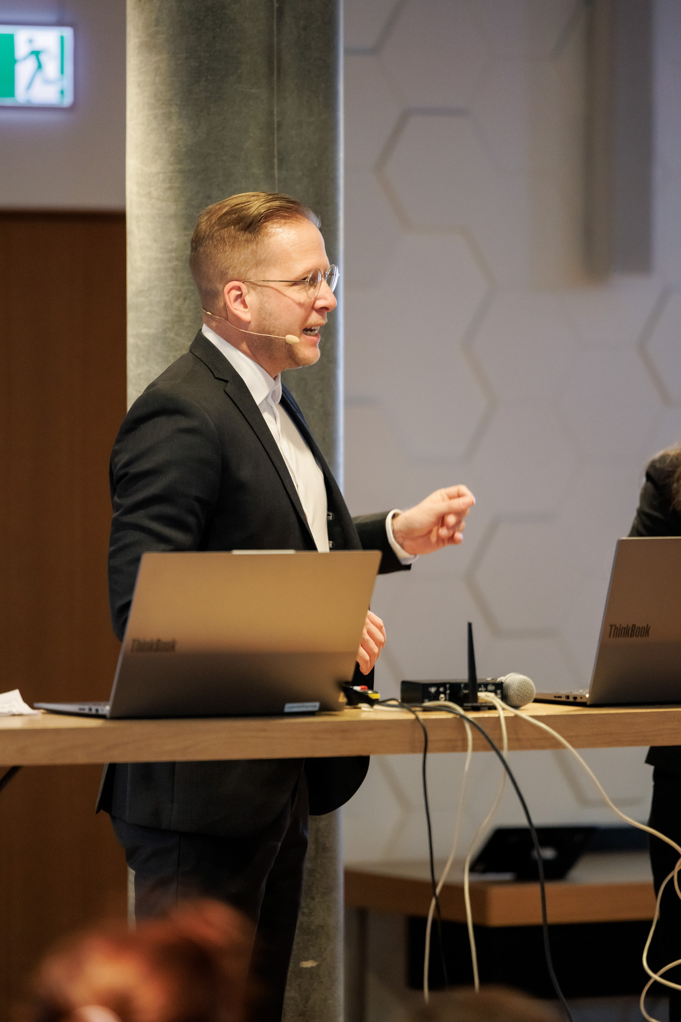 COLLOQUE NATIONAL SURLES COMPÉTENCES DE BASE