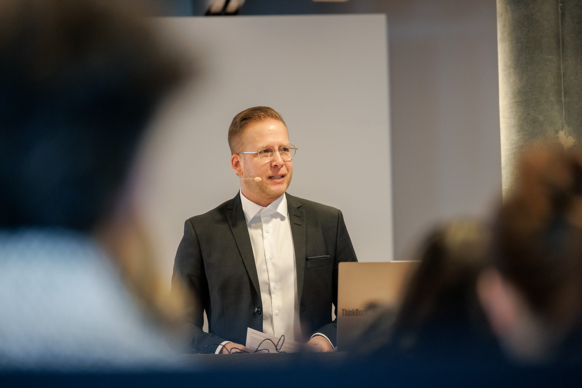 COLLOQUE NATIONAL SURLES COMPÉTENCES DE BASE