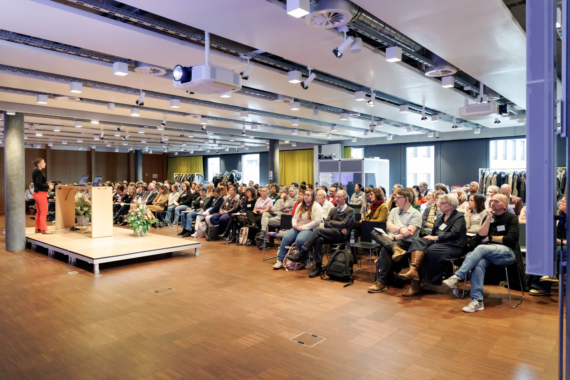 COLLOQUE NATIONAL SURLES COMPÉTENCES DE BASE